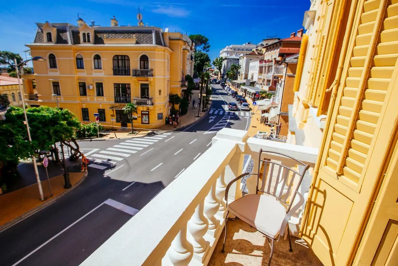 Premium Apartments Villa Herkules Опатия