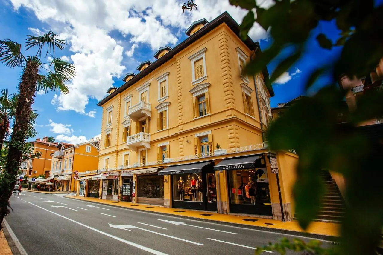 Premium Apartments Villa Herkules Opatija 0*,